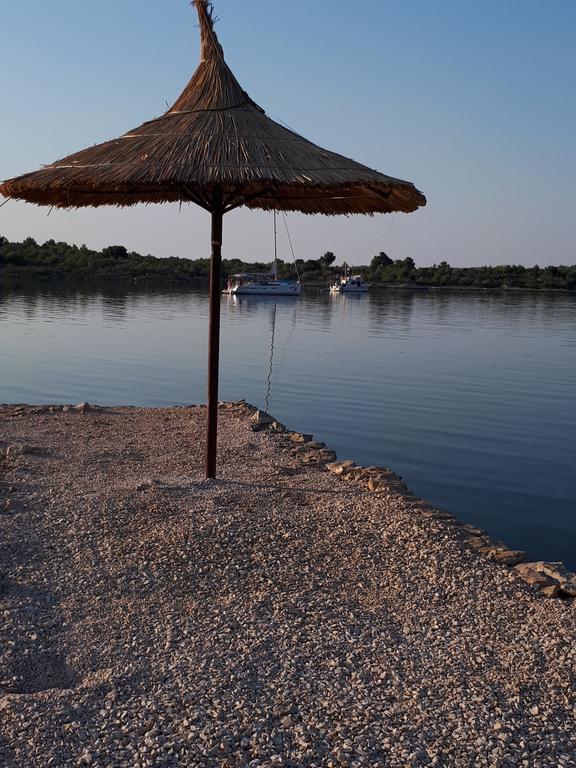 Beach House Marina Grande Betina  Exterior photo
